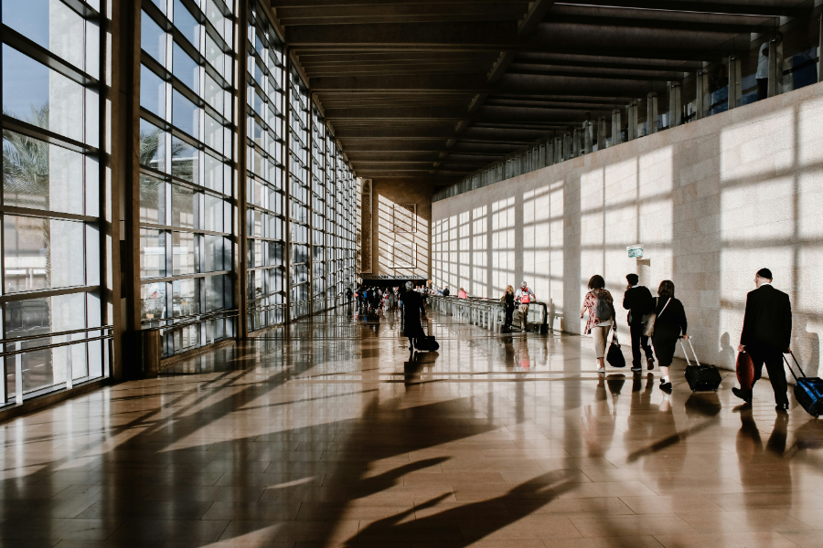 Taxi Schwechat nonstop: Riešenie pre skoré odlety aj nočné prílety
